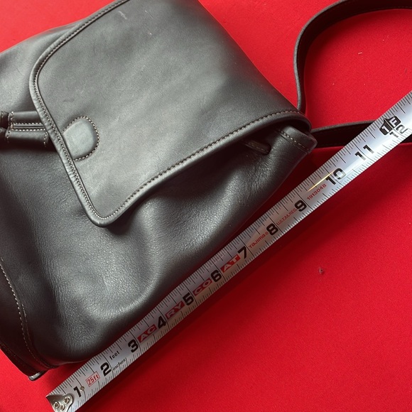 VINTAGE COACH BLACK LEATHER BACKPACK - Picture 12 of 13